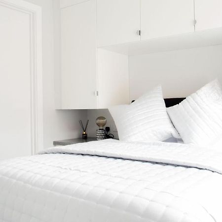 Modern Apartment With Free Parking And Wifi Stratford-upon-Avon Extérieur photo
