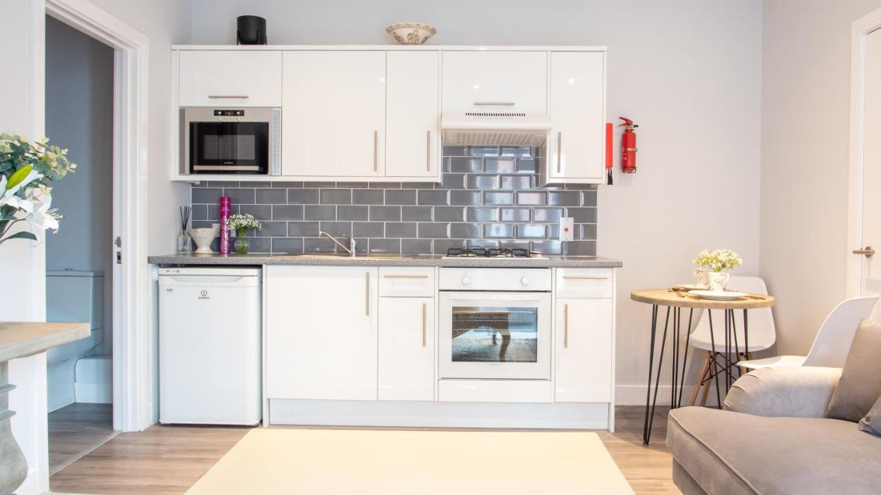 Modern Apartment With Free Parking And Wifi Stratford-upon-Avon Extérieur photo